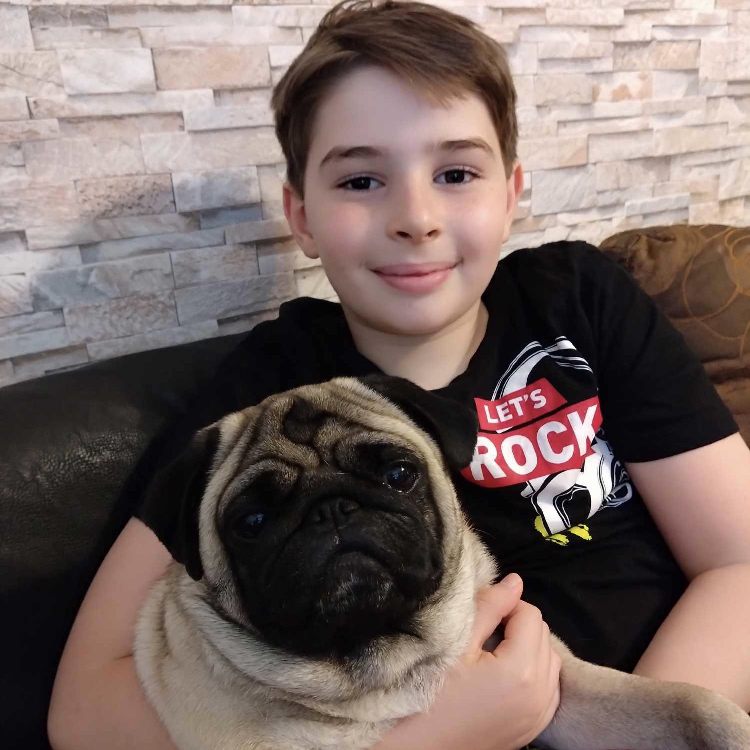 Еди и брат му