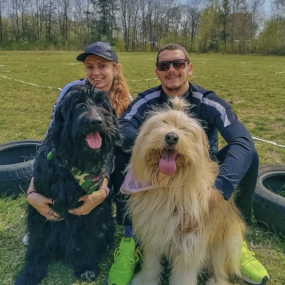 Мария, Тара и Честър